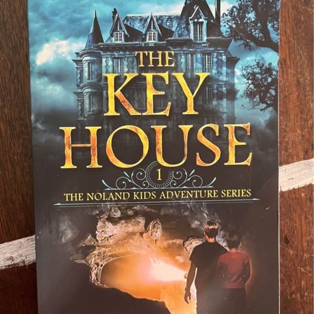 The Key House: The Noland Kids Adventure Series Book 1 by Mike Curtis
